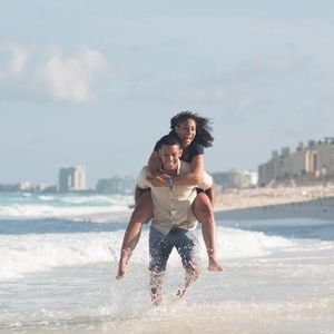 Meet your Posher, Cruz